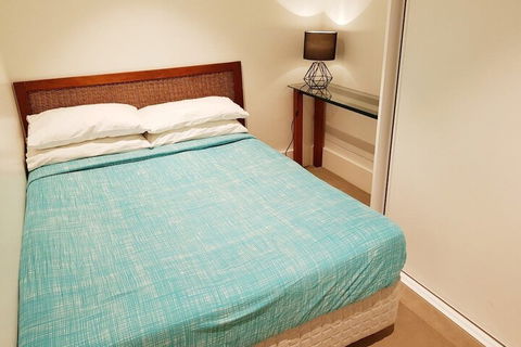 Darling Harbour Modern 2 Bedroom Terrace - Newcastle Accommodation 1