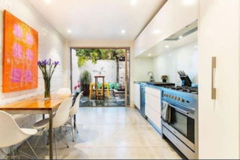 Darling Harbour Modern 2 Bedroom Terrace - Newcastle Accommodation 4