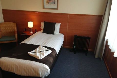Mt Lyell Motor Inn - New Castle Tourism 7