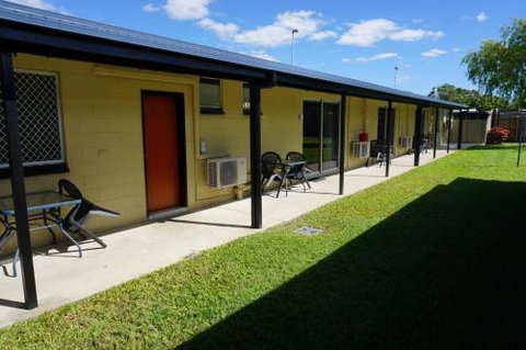 YAL Cairns A Motel That Makes A Difference - Newcastle Accommodation 6