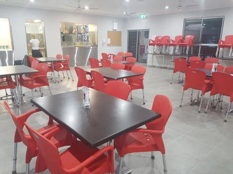 YAL Cairns A Motel That Makes A Difference - Newcastle Accommodation 5