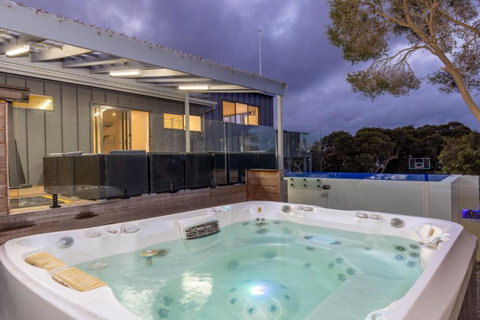 Top Of Rye - Newcastle Accommodation 3