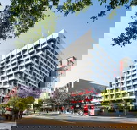 H on Smith Hotel - New Castle Tourism