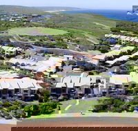 Margarets Beach Resort - Newcastle Accommodation