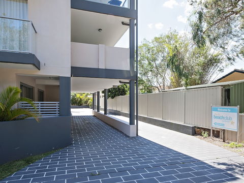 Shoal Bay Beachclub Apartments - New Castle Tourism 3