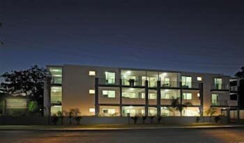 Shoal Bay Beachclub Apartments - New Castle Tourism 2