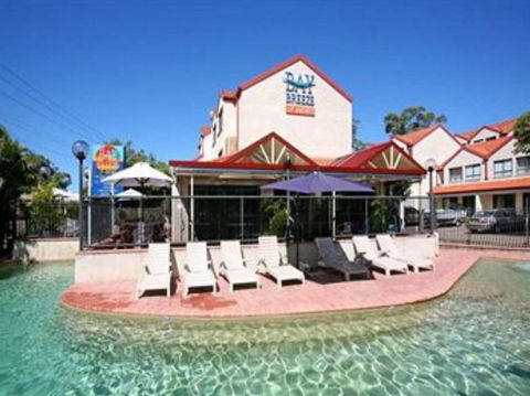 Nelson Bay Breeze Holiday Apartments - New Castle Tourism 0