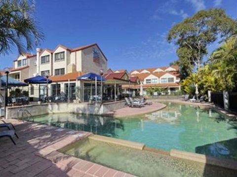 Nelson Bay Breeze Holiday Apartments - New Castle Tourism 1