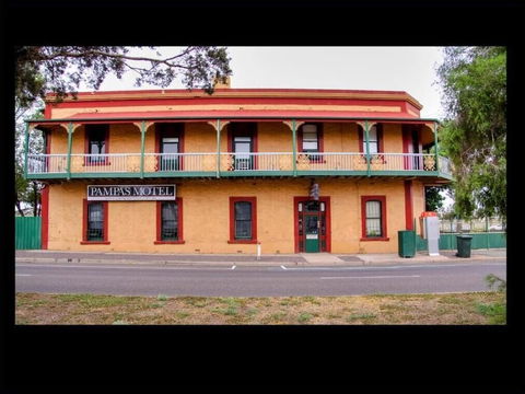 Pampas Motel - New Castle Tourism 1