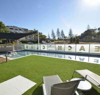 Beach Club Resort - Newcastle Accommodation
