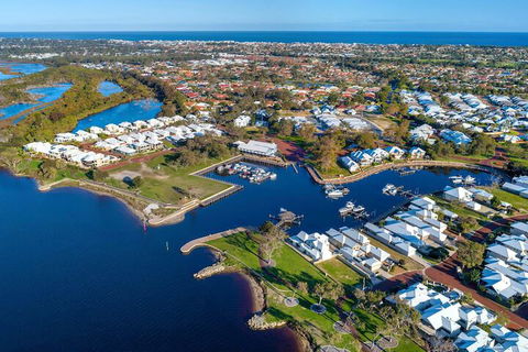Mandurah Quay Resort - New Castle Tourism 2