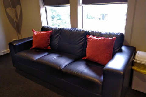 Apartments On Chapman - New Castle Tourism 6