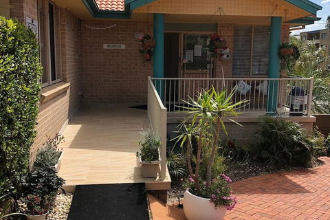 Beaches Serviced Apartments - New Castle Tourism 1