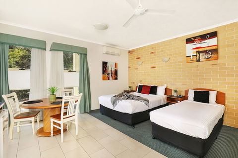 Caboolture Riverlakes Motel - New Castle Tourism 6