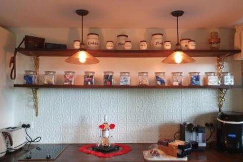 Misty Valley Homestayz - Newcastle Accommodation 7