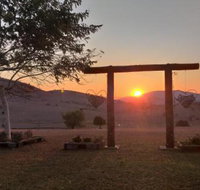 Milford Country Cottages - Newcastle Accommodation