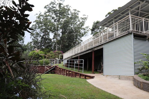 Mapleton Falls Farm House - Newcastle Accommodation 2