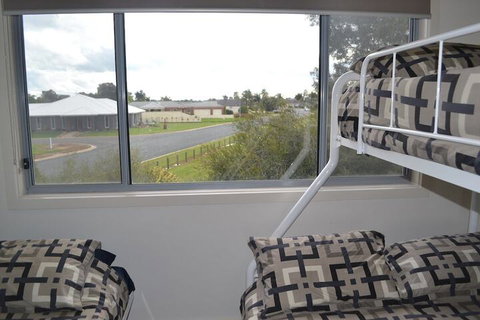 Waterview- Stoneleigh At Yarra - Newcastle Accommodation 4
