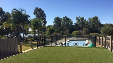 The Anchorage By The Lake - Newcastle Accommodation 1