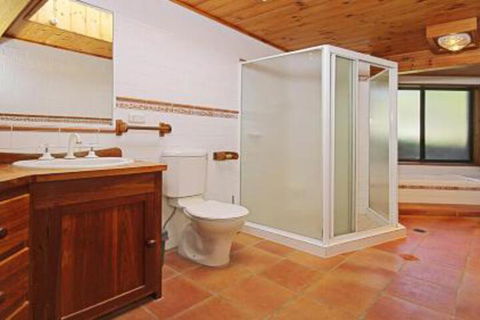 The Court 4 Lazy Dayz - Newcastle Accommodation 5