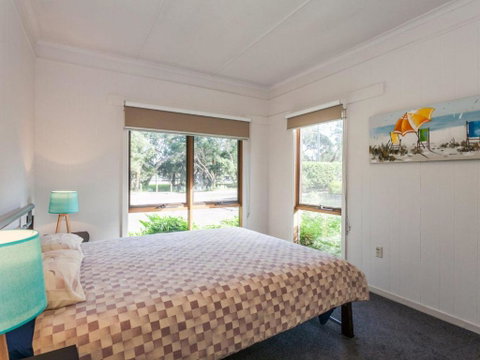 OCEANS 12 ANGLESEA - Newcastle Accommodation 4