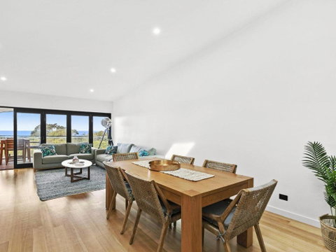 POINT BREAK NEW LISTING 2019 - Newcastle Accommodation 1