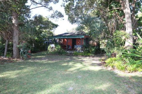 Signal Cottage - New Castle Tourism 0