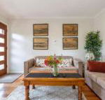 Spacious Bungalow5min walk to station5min to Box HillWiFiParking - New Castle Tourism