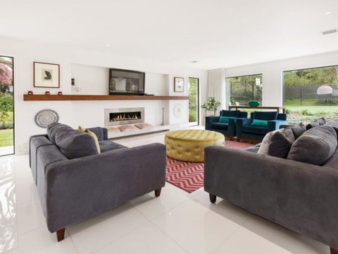 CATALINA MOUNT ELIZA - New Castle Tourism 1
