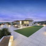 SEA TEMPLE MORNINGTON - Newcastle Accommodation 0