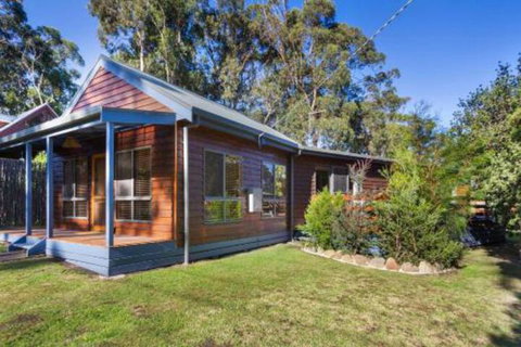YARRABEE The Perfect Getaway! - Newcastle Accommodation 6