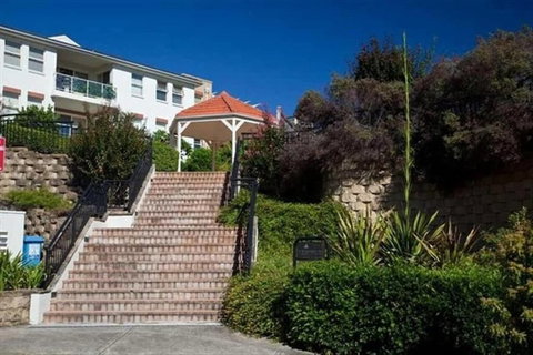 HC102 Karrabee Avenue Huntleys Cove - Newcastle Accommodation 1