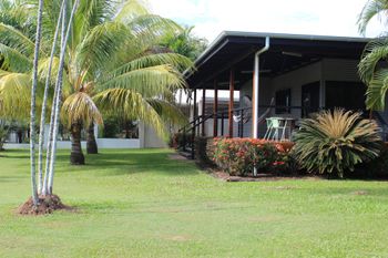 Yamacutta House - Newcastle Accommodation 6