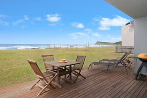 La Plage - New Castle Tourism 0