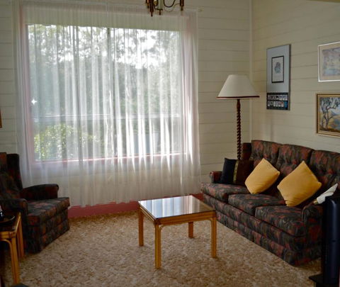 Clyde Cottage - New Castle Tourism 4