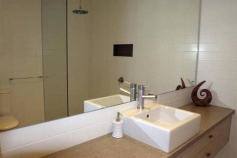 Amore - New Castle Tourism 0