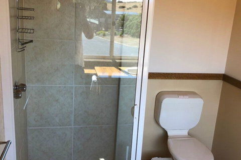 Alpine Stag Lodge Unit 1 - New Castle Tourism 5