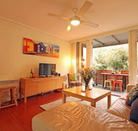 Colour Pop - Rejuvenate Stays - Newcastle Accommodation