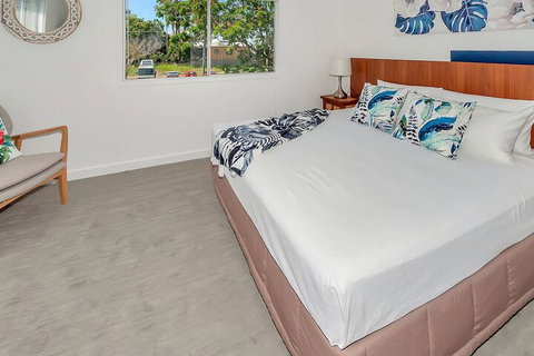 A Touch Of The Bahamas On McKenzie MK3 - New Castle Tourism 5