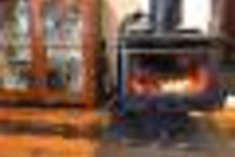 Charming & Historic Green Gables Dairy House - New Castle Tourism 4