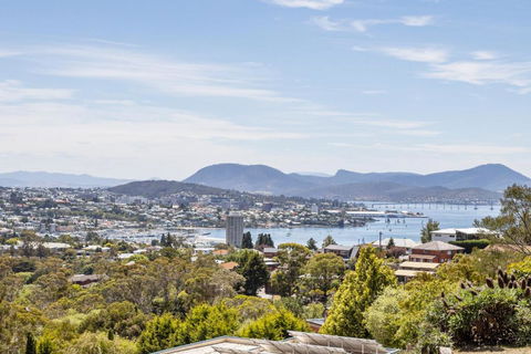 The Lookout - New Castle Tourism 5