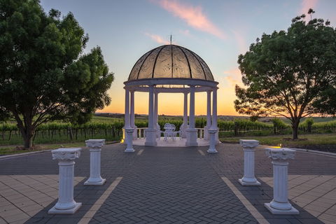 1837 Barossa Luxury Cottages Lyndoch SA - Newcastle Accommodation 5