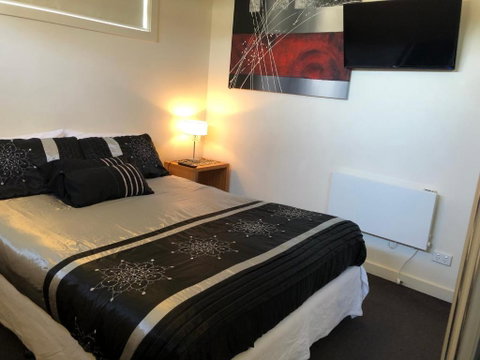 MURRAY GRANGE VILLA 4 - Newcastle Accommodation 3