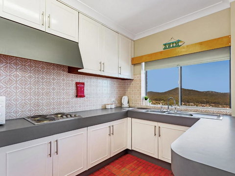 Adriana 10 Shoal Bay - New Castle Tourism 1