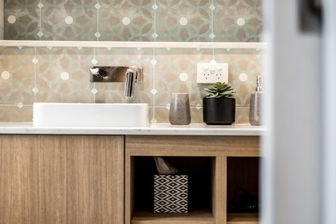A PERFECT STAY Luxe & Bloom - Newcastle Accommodation 5