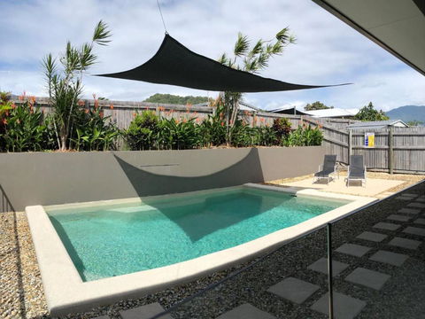 Cooya Beach Ultimate Tropical Getaway - Newcastle Accommodation 3