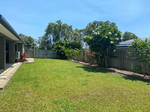 Cooya Beach Ultimate Tropical Getaway - Newcastle Accommodation 4