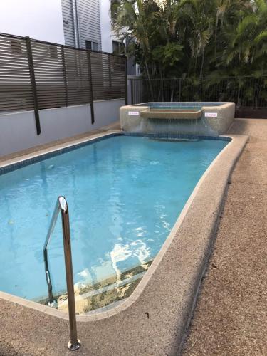 RENTAL: All $ InclusiveTidy Renovated Studio Apartment On The StrandPool - Newcastle Accommodation 6