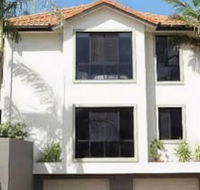 Mermaid Beachside B  B - Newcastle Accommodation