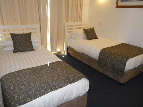 Pacific Surf - Newcastle Accommodation 3